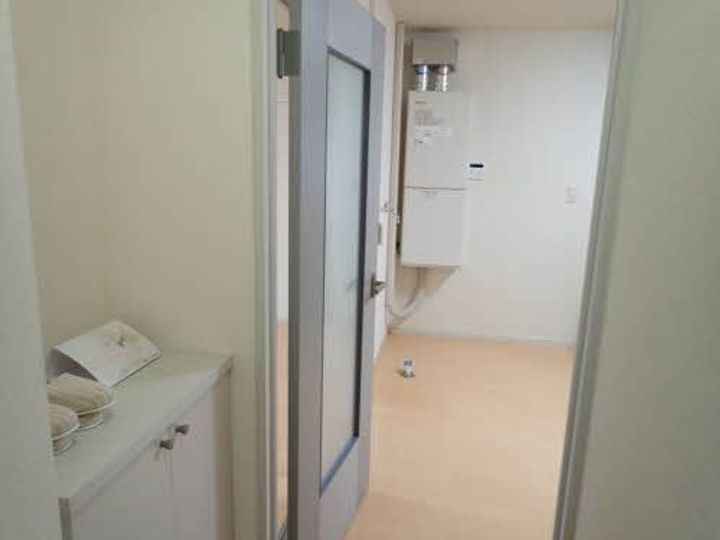 新潟県新潟市東区石山6(アパート)の賃貸物件の玄関