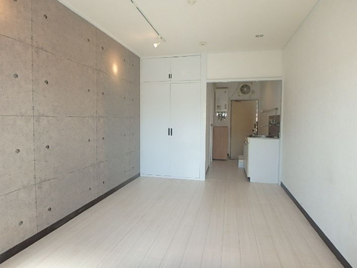 東京都八王子市大塚(マンション)の賃貸物件の居間