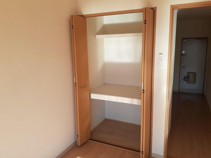 三重県伊賀市服部町2(アパート)の賃貸物件の内装