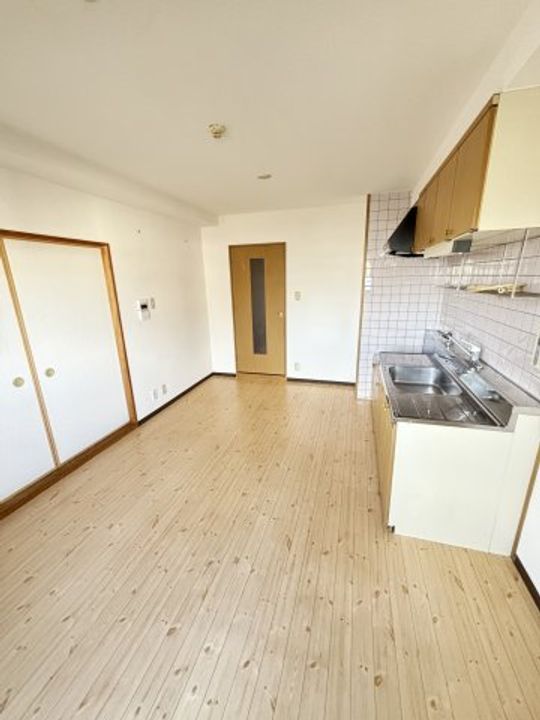 大阪府大阪市東淀川区下新庄4(マンション)の賃貸物件の居間