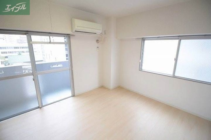 ベンハウス大供の内装