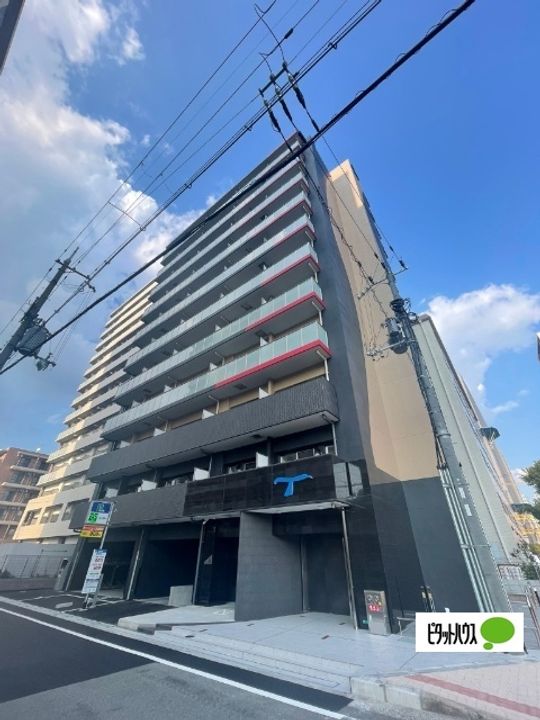 セレニテ新大阪ミラク壱番館の外観