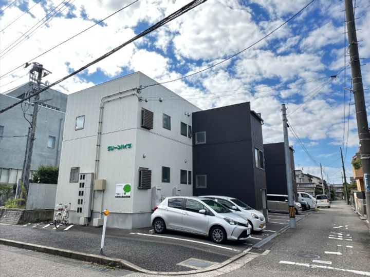 グリーンハイツの外観