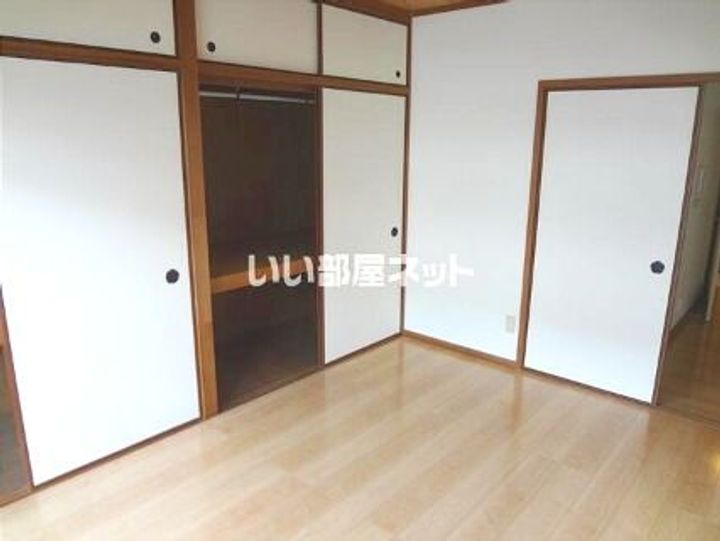 恒吉マンション B棟の内装