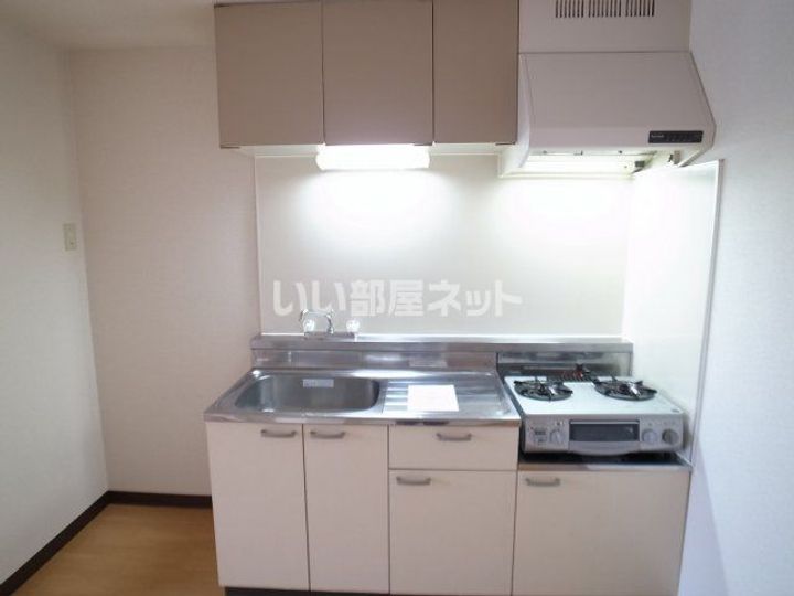 栃木県小山市城東5(マンション)の賃貸物件のキッチン