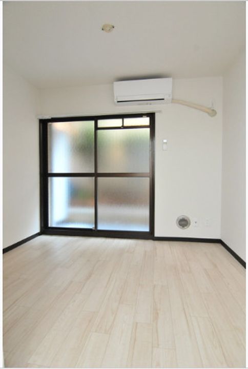 メゾン・ド・アビルテの居間