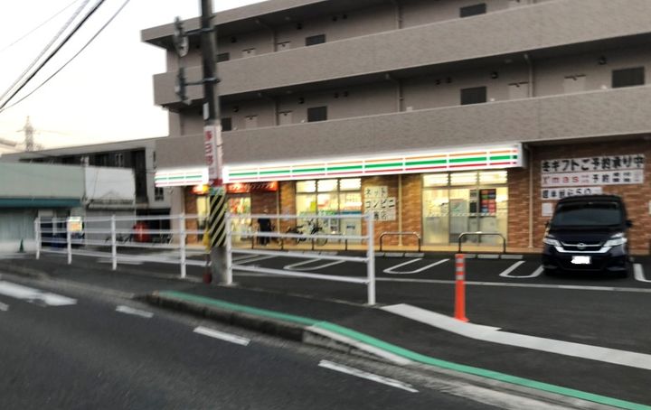 ベータビルの周辺