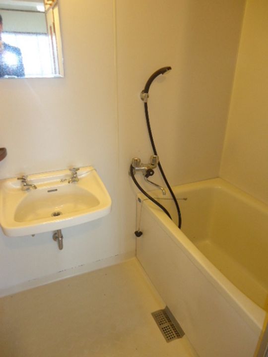 第二内藤ビルの風呂