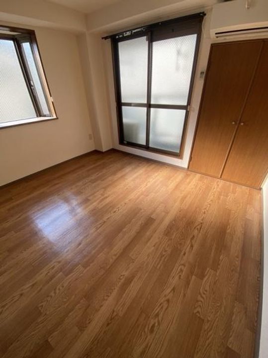 大阪府寝屋川市萱島桜園町(マンション)の賃貸物件の居間