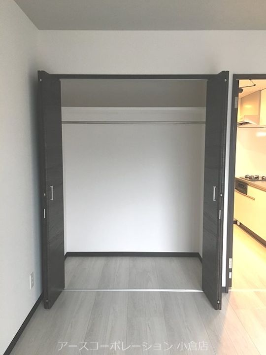 アースコートY’sシティ下曽根駅前の内装