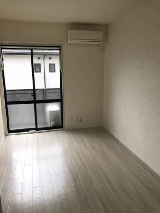 フレックス・カマタ Bの居間