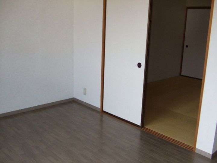 アーバンライフ千鳥の内装