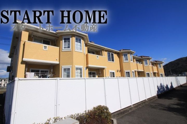 シャン・ドゥ・フルールの外観