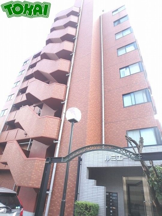 ルミエール松阪の外観