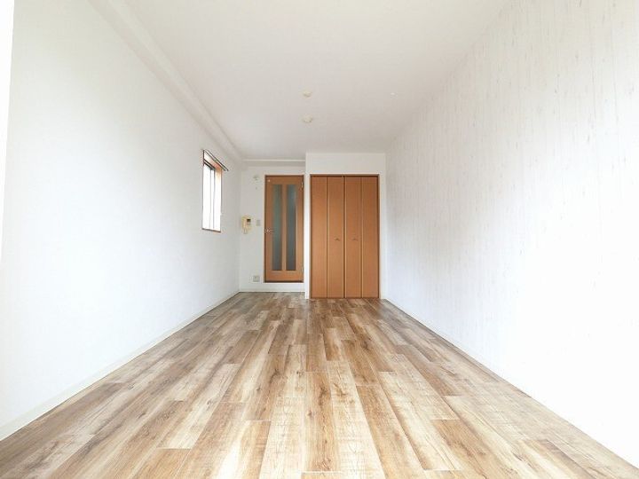 アルビオン新北野の居間