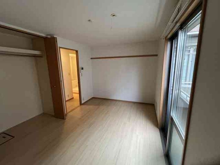 東京都日野市栄町1(アパート)の賃貸物件の居間