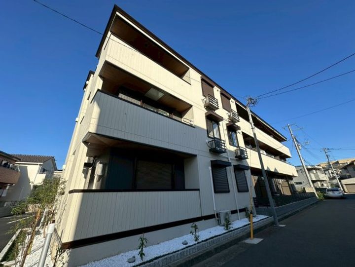千葉県千葉市稲毛区稲毛東1の賃貸マンションの外観