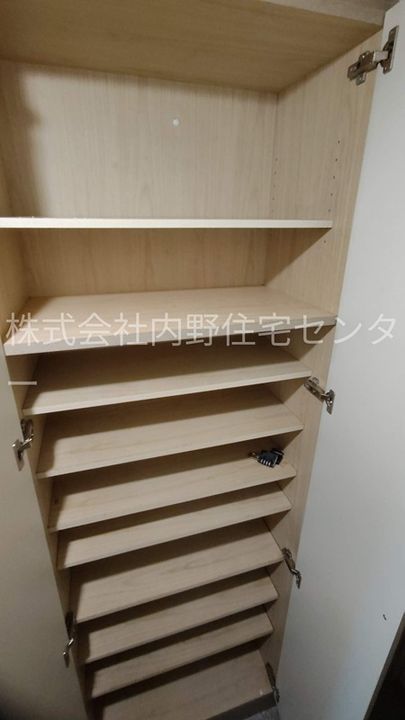 プレミール富士の玄関