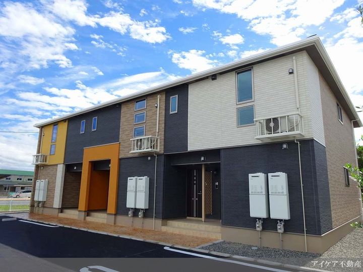 徳島県吉野川市鴨島町牛島(アパート)の賃貸物件の外観