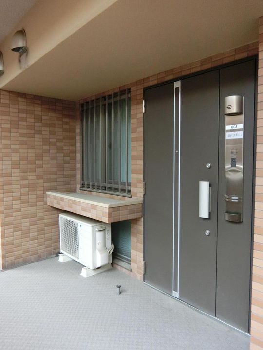 アパガーデンズ高崎駅前の玄関