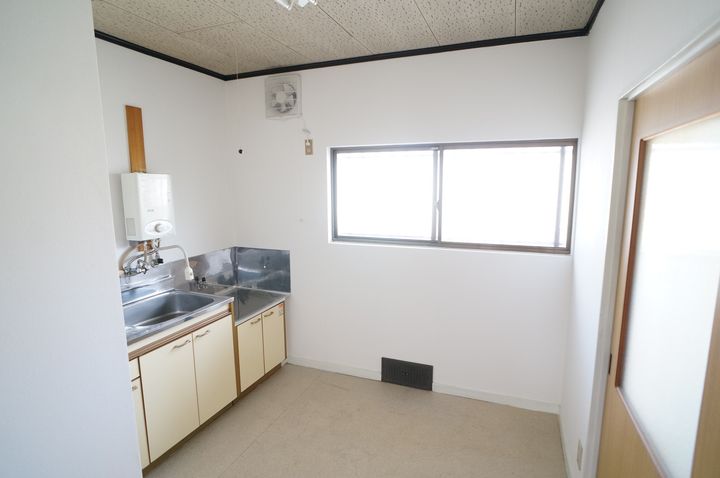 一瀬ハイツの居間