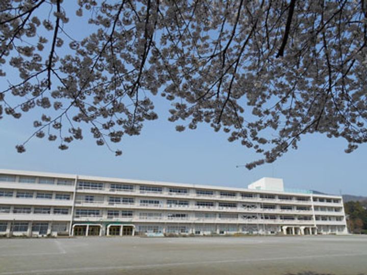 ロイヤルパレスの周辺