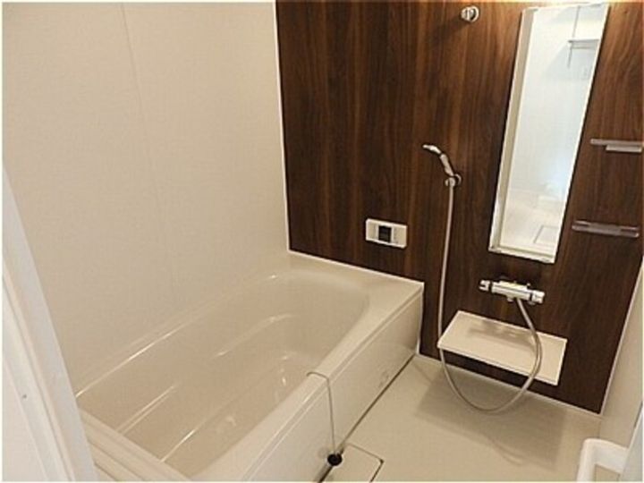 クラヴィス タカラの風呂