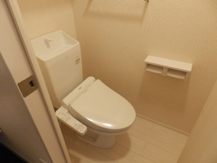 クラヴィス タカラの内装