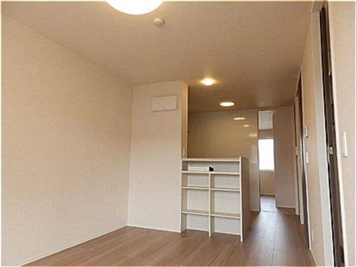 クラヴィス タカラの居間