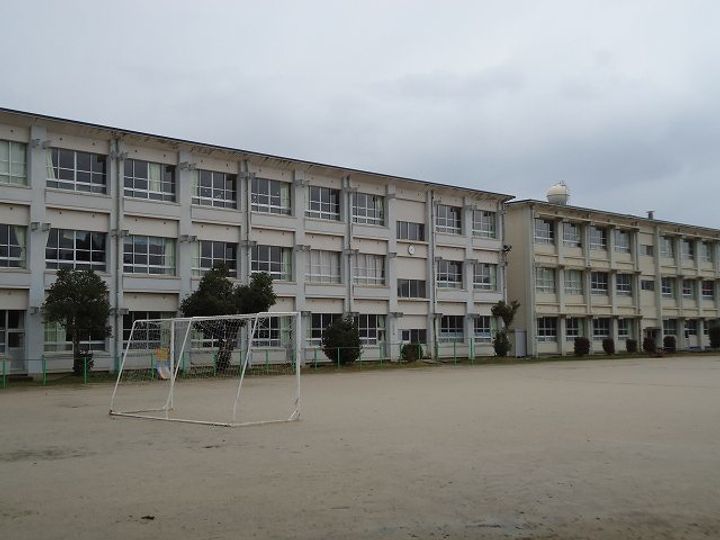 鳥取県倉吉市米田町2(アパート)の賃貸物件の周辺
