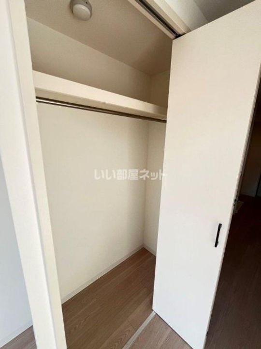 大阪府堺市西区鳳東町4(マンション)の賃貸物件の内装