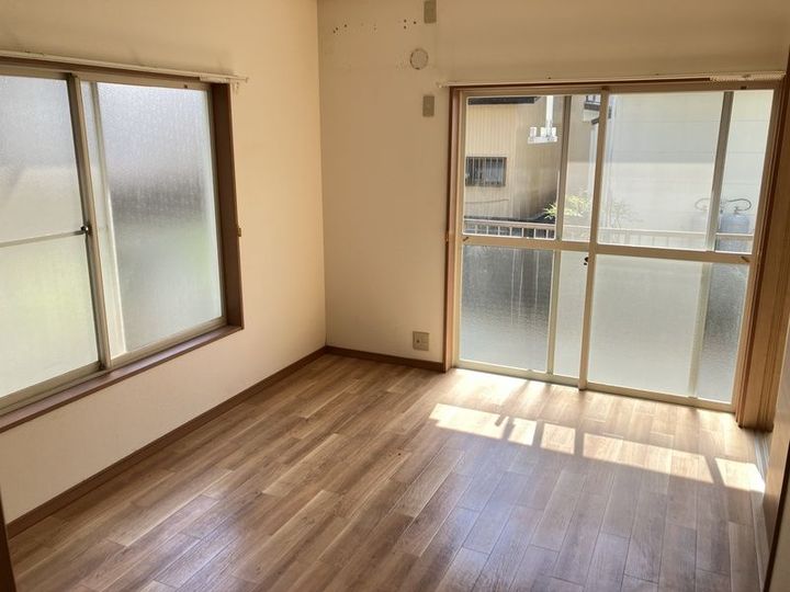 高橋コーポの居間