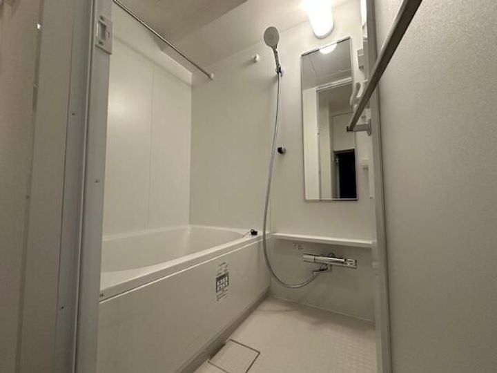 東京都新宿区左門町(マンション)の賃貸物件の風呂