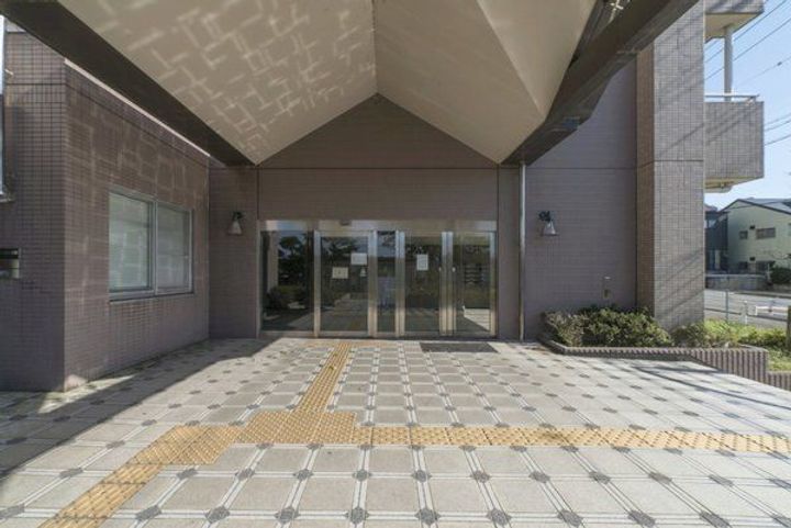 ビレッジハウス京ヶ峰タワー1号棟の地図