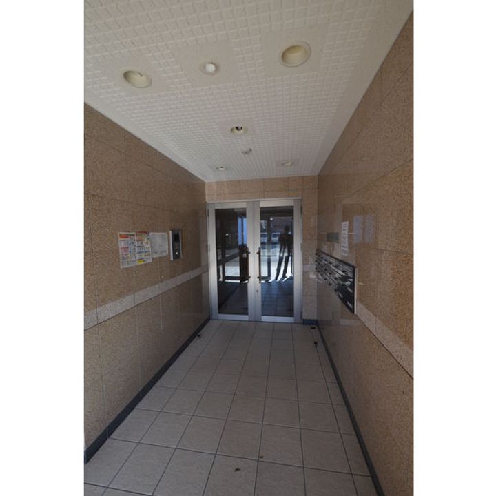 愛知県名古屋市熱田区野立町1(マンション)の賃貸物件の地図