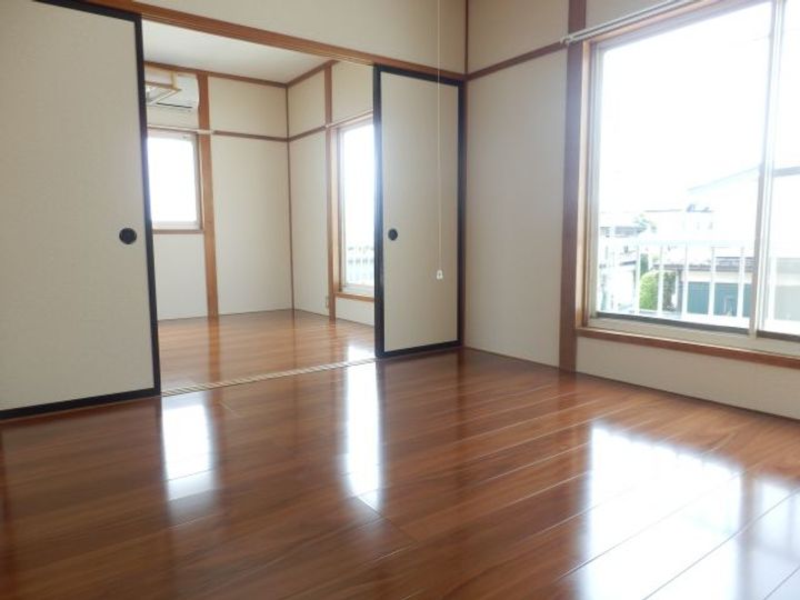 エトワール長町の居間