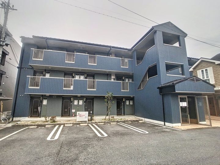 滋賀県草津市野路東4(マンション)の賃貸物件の外観