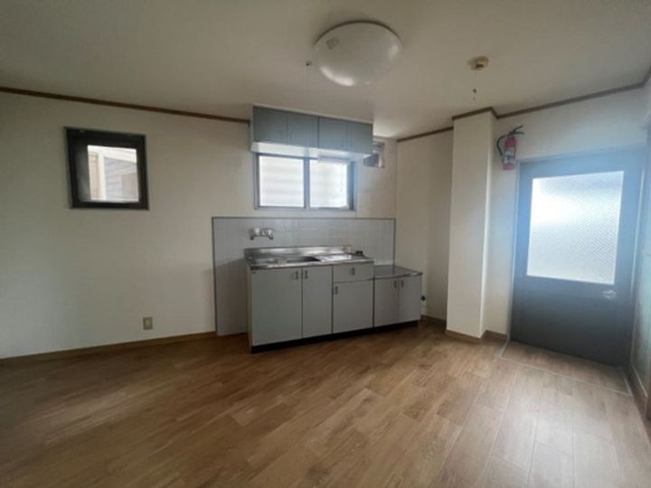 第一木梨コーポの居間