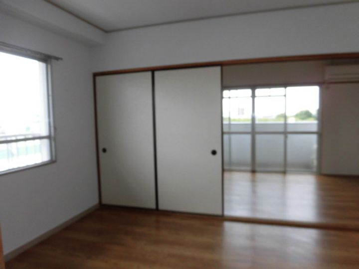 ハイツ松野の内装