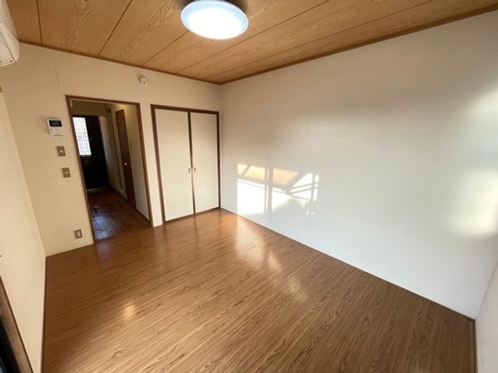 メゾンIIの内装