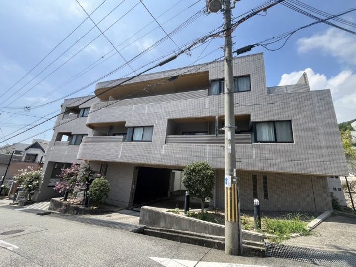 兵庫県神戸市東灘区森北町6(マンション)の賃貸物件の外観