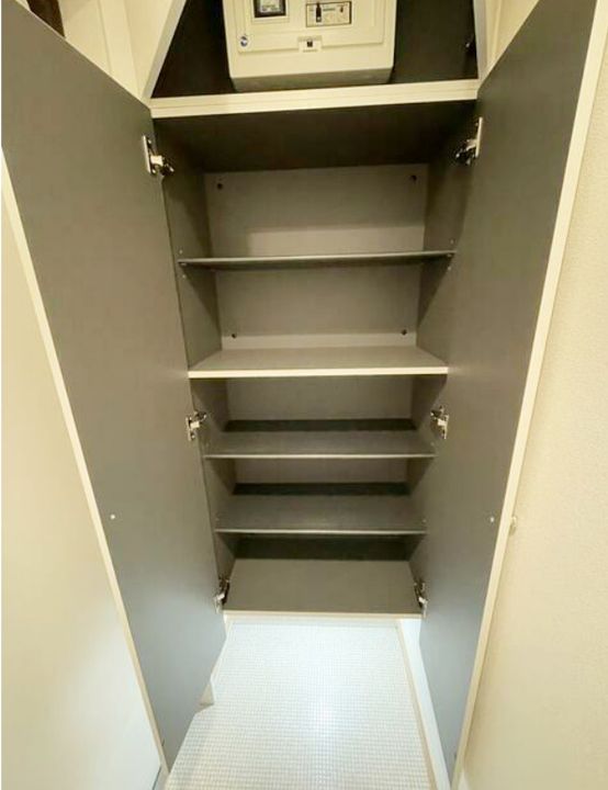 ピニエール武蔵浦和の玄関