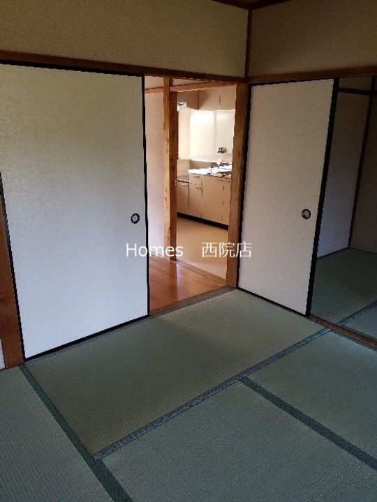 京都府京都市西京区松尾万石町(一戸建)の賃貸物件の居間