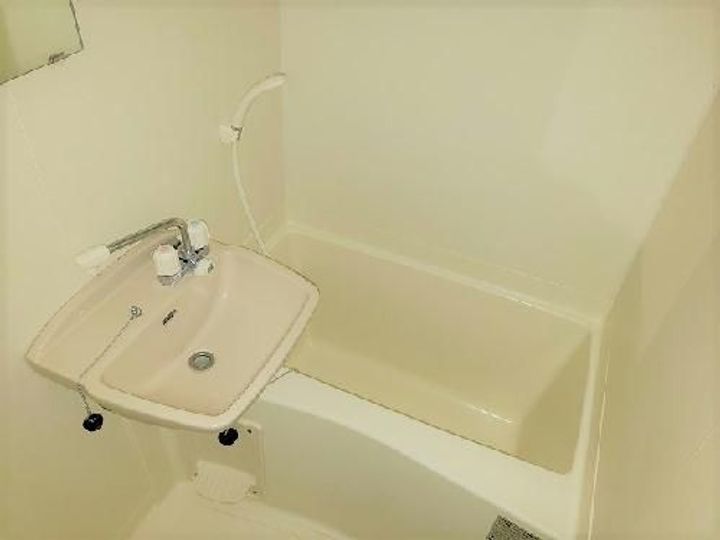 レオパレスグリーン ヴィラの風呂