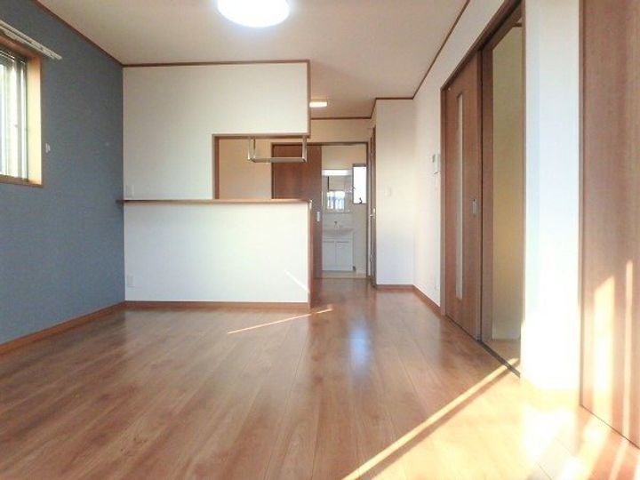 東京都調布市西つつじケ丘1(アパート)の賃貸物件の居間