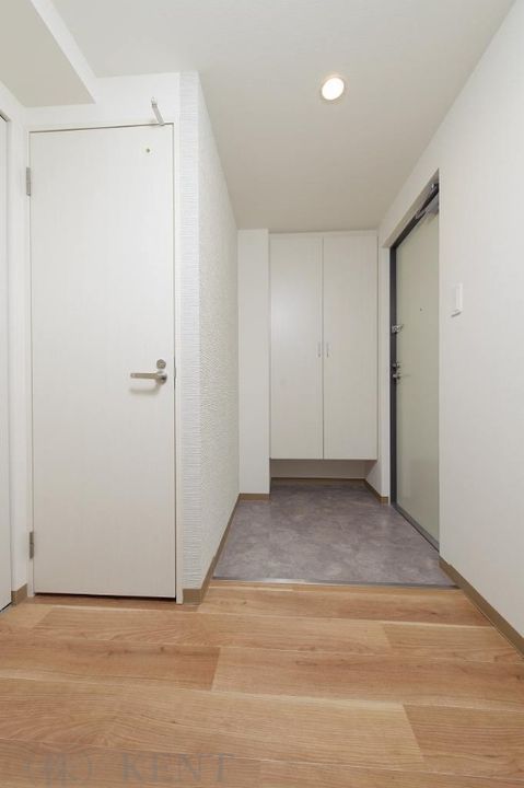 NOBLE Charmantの玄関