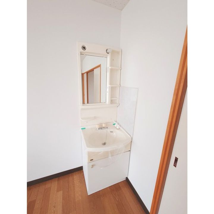 酒巻ハイツ2号棟の内装