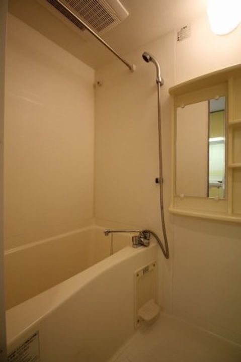 プレサンス大須観音駅前サクシードの風呂