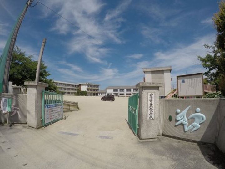 しろがねハイツの周辺