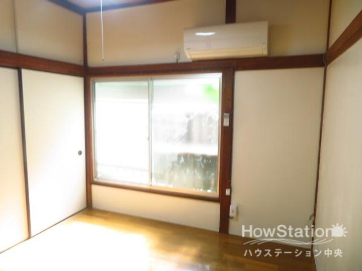 松本ハイツの居間